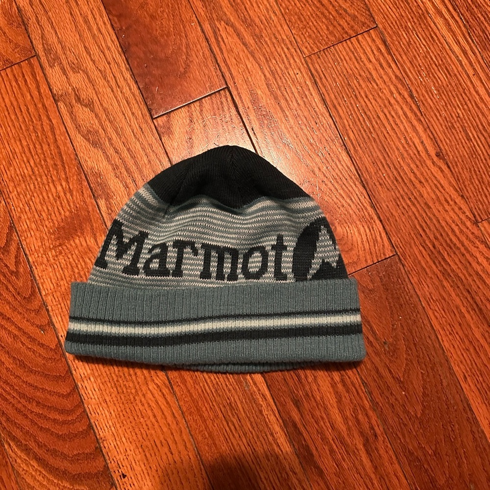 Marmot Two-Tone Blue and black Beanie